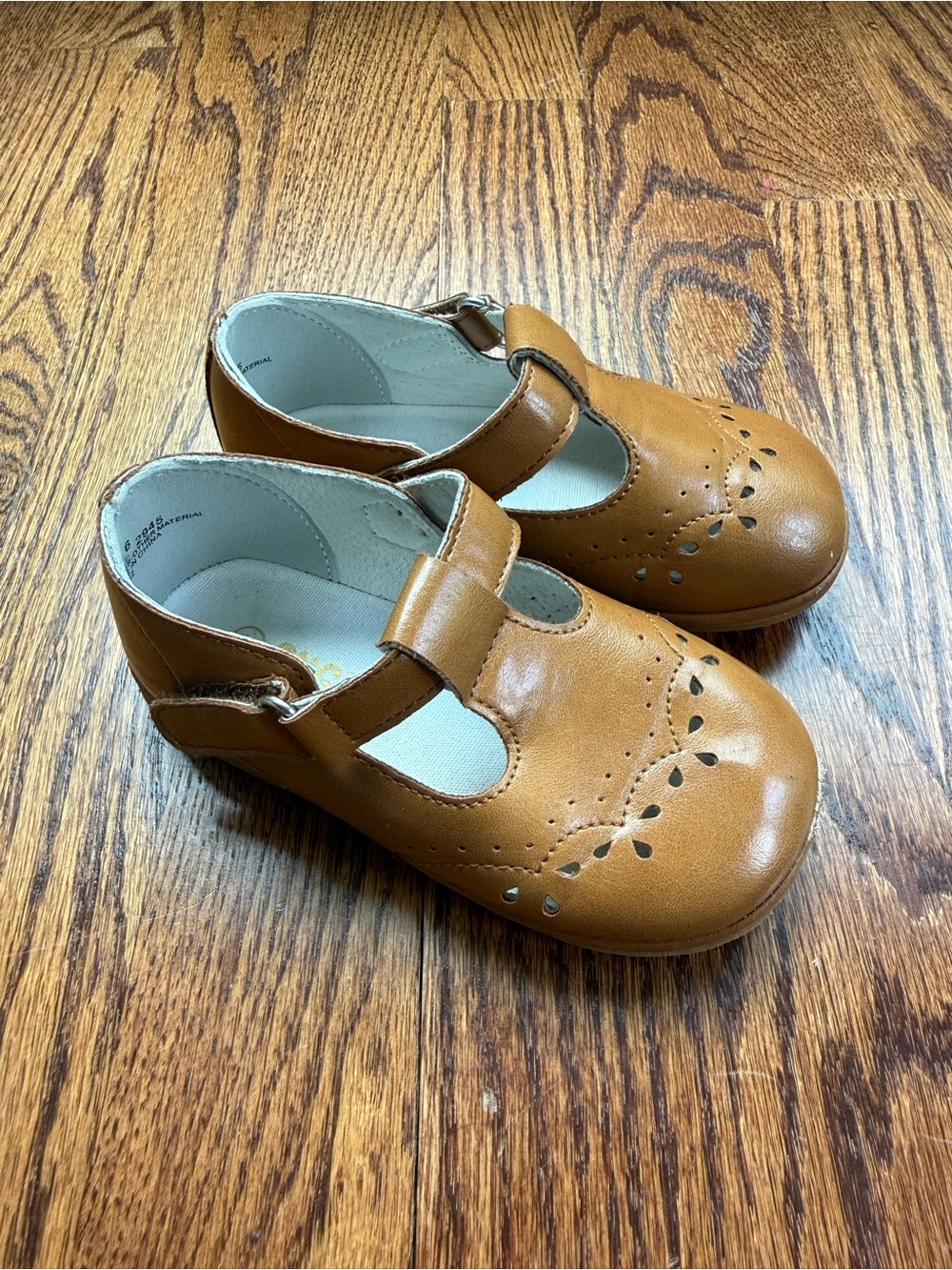 Angel Mustard Golden Yellow T-Strap Mary Janes Sz 6